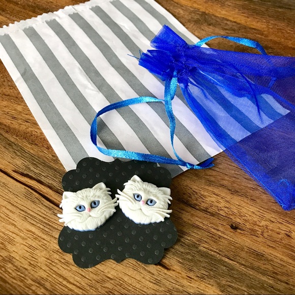 Krashaun's Art Expressions Jewelry - Kawaii Cat Earrings White Cute Studs Whimsical